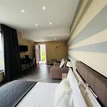 Oda ve Kahvaltı Viverone Lake Rooms