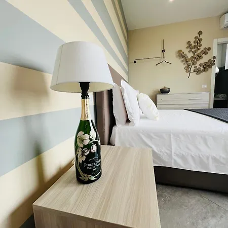 Viverone Lake Rooms