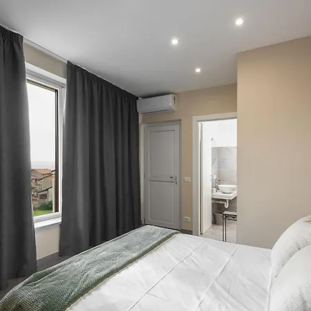 Nocleg ze śniadaniem Viverone Lake Rooms