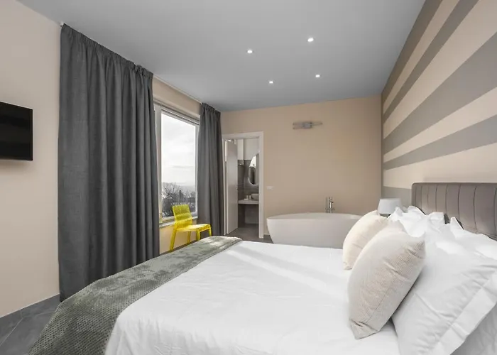 Bed and Breakfast Viverone Lake Rooms